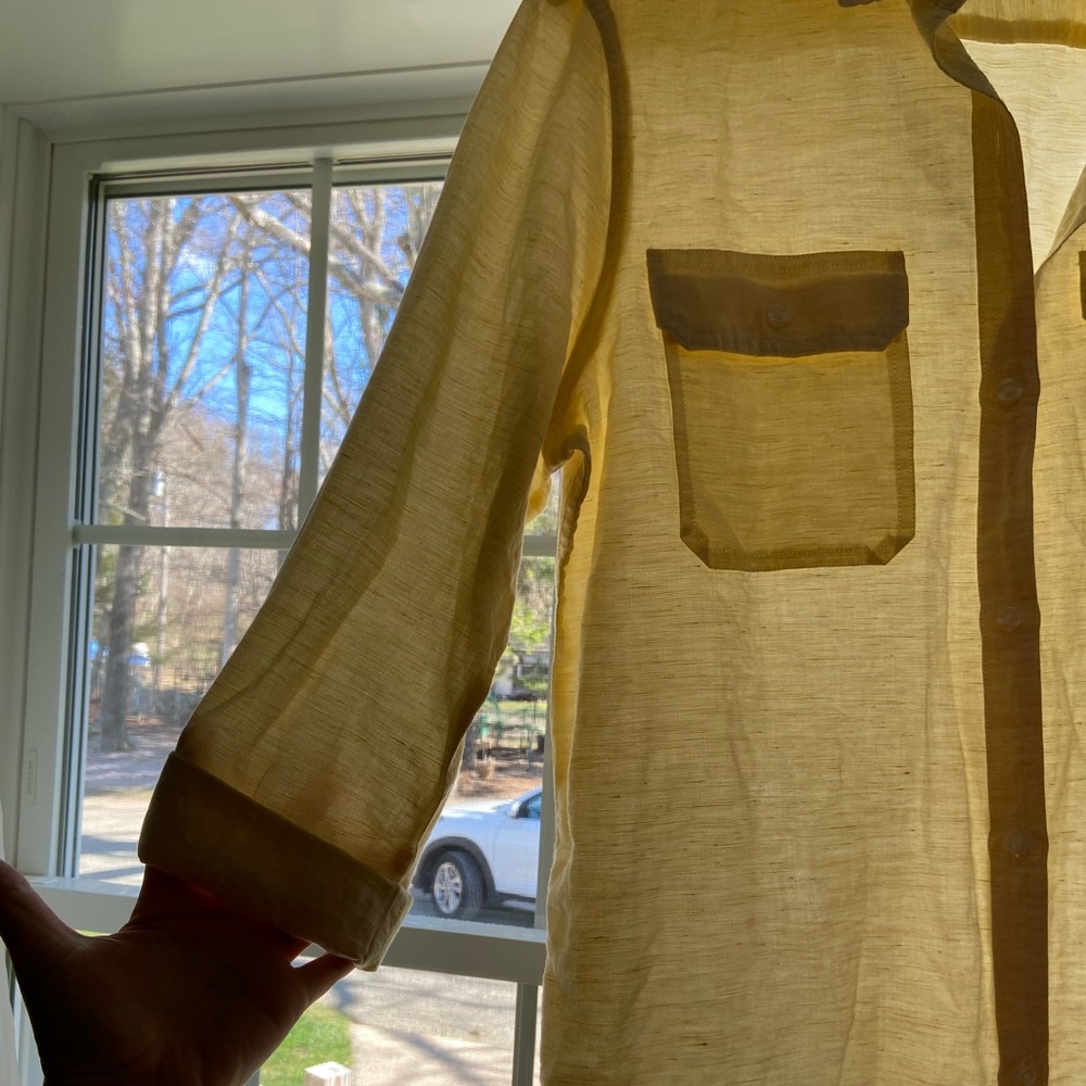 Spring time button down - Picture 2 of 4